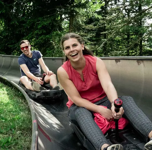 Sommerrodelbahn Kletterlabyrinth Ausflugsziel Freizeitpark Erleb